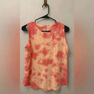 Lot of 3 Summer Tanks Great Condition - Time & Tru, Aerie, and Old Navy Size M